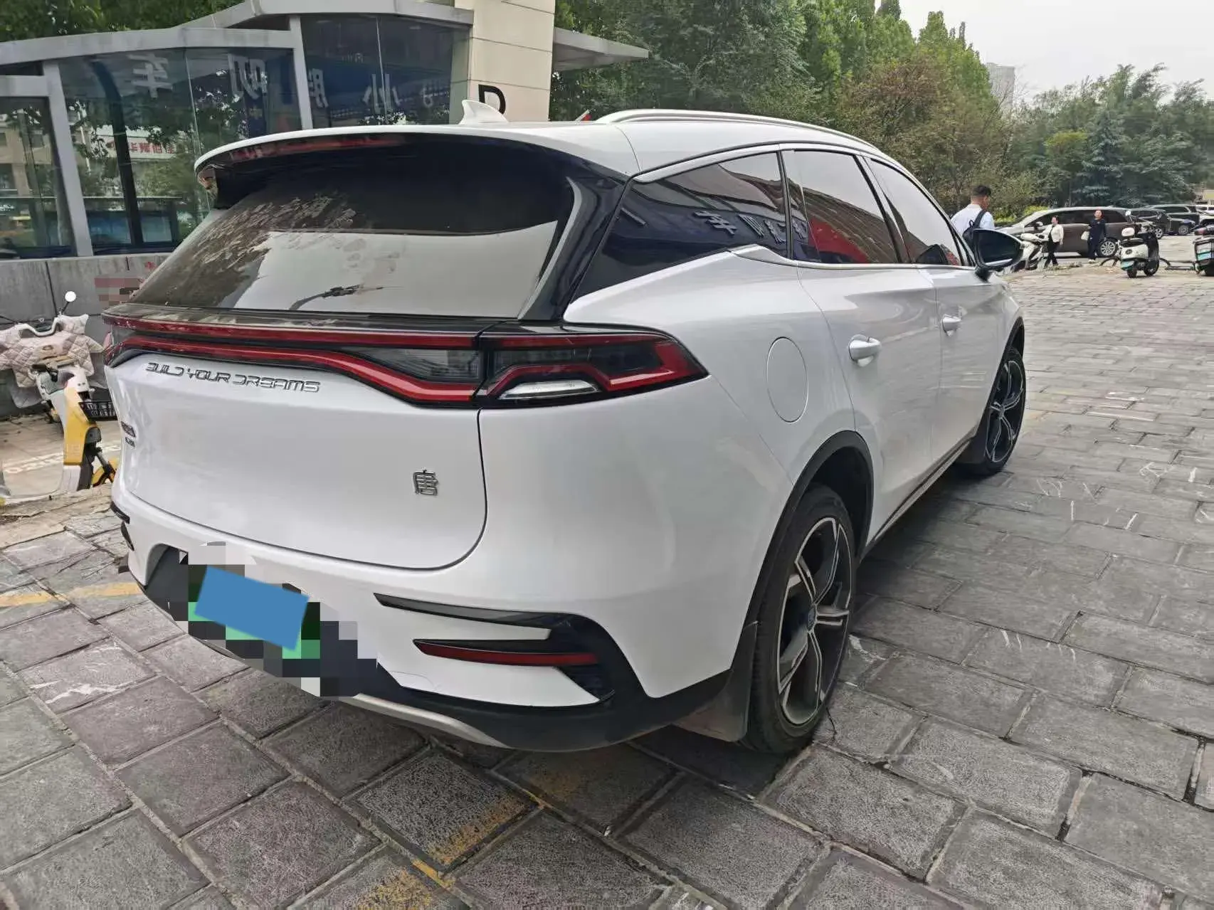 2021 BYD TANG thumbnail 4