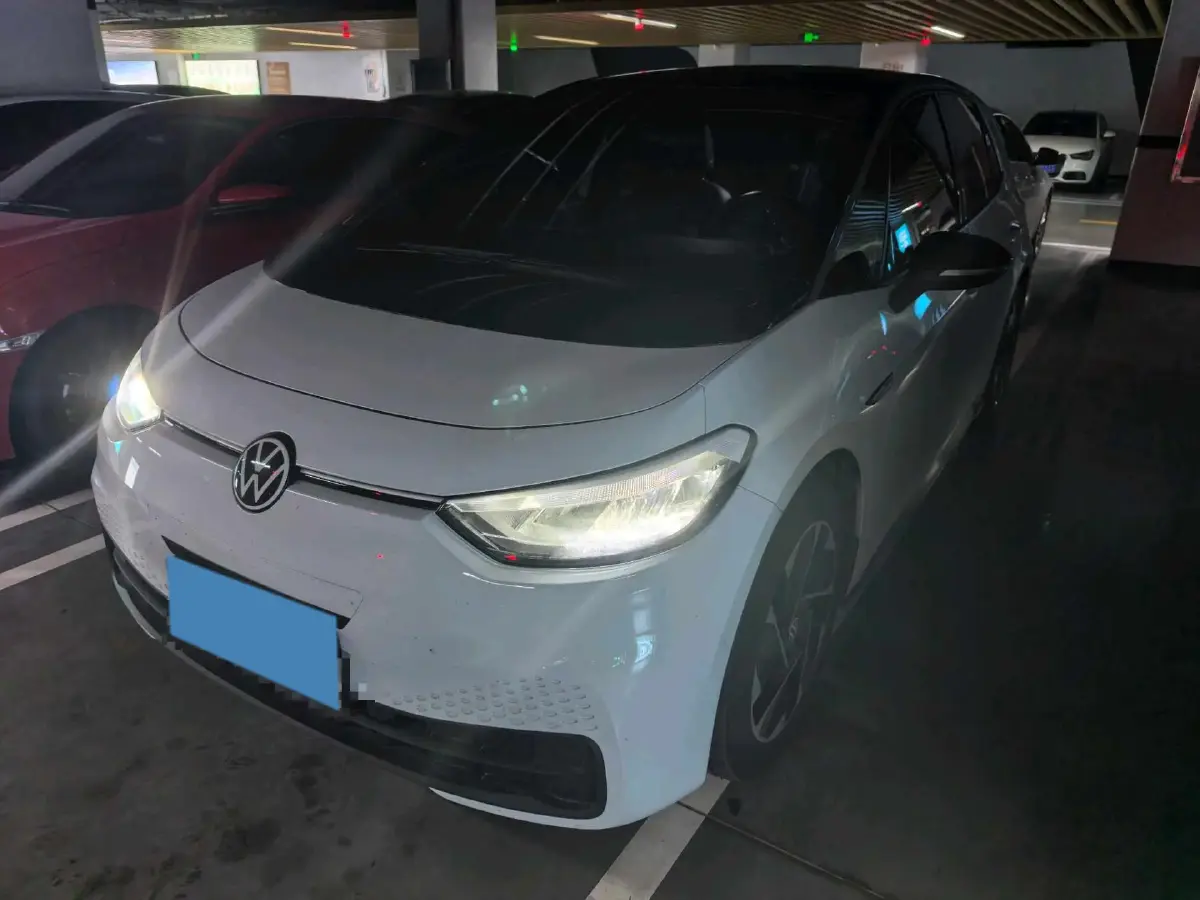 2023 Volkswagen ID.3 BEV 52.8KWH 2023 Volkswagen ID.3 BEV 52.8KWH