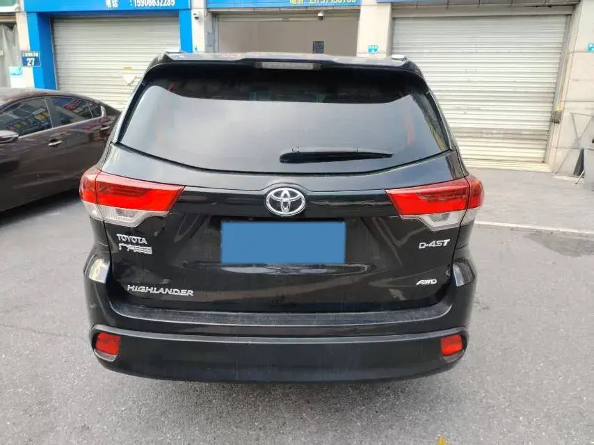 2018 TOYOTA HIGHLANDER thumbnail 4