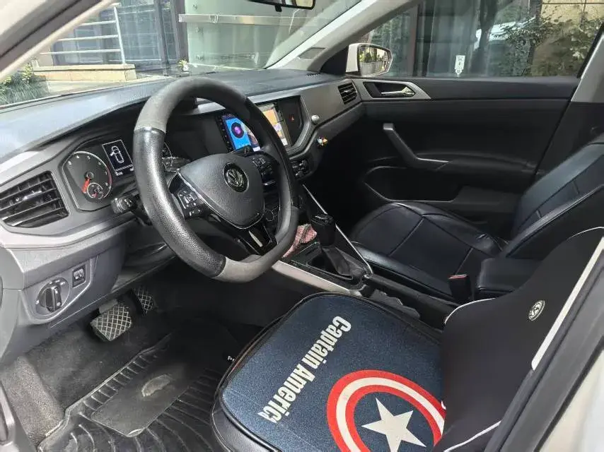 2019 VOLKSWAGEN POLO thumbnail 3