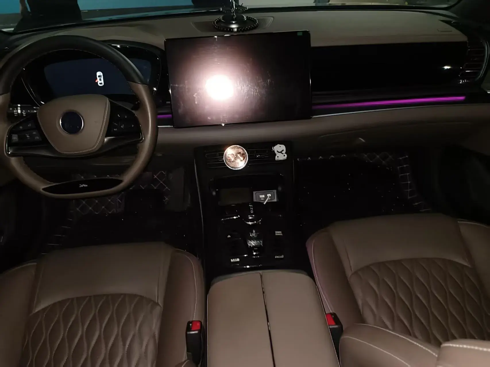 2023 BYD HAN thumbnail 4