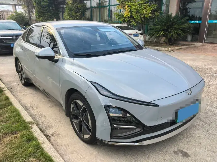 2024 WULING XINGGUANG thumbnail 3