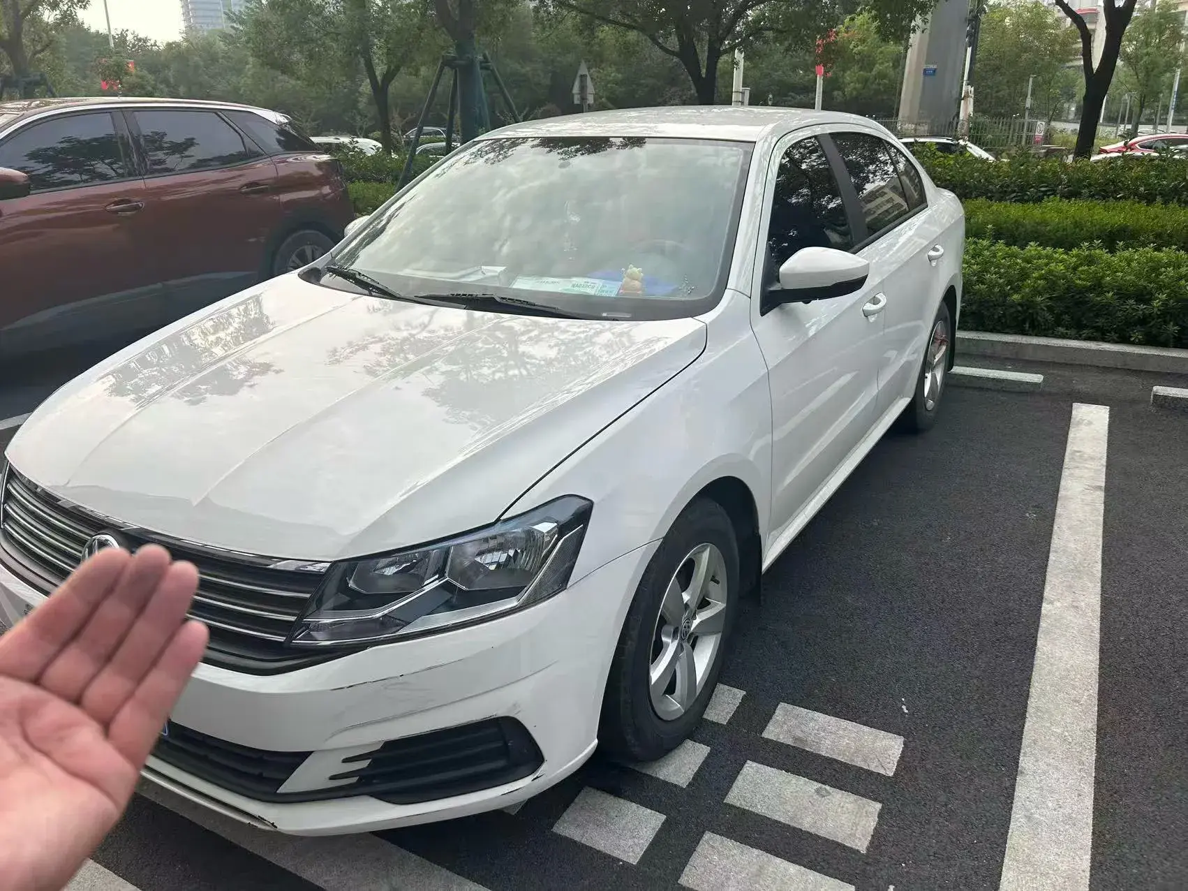 2019 VOLKSWAGEN LAVIDA view 1