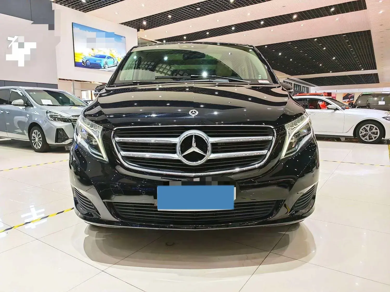 2018 MERCEDES-BENZ V thumbnail 3