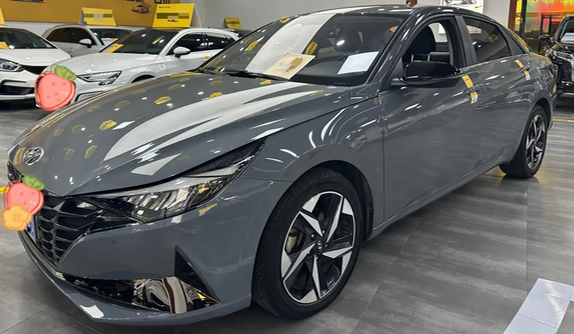 2021 HYUNDAI ELANTRA view 1