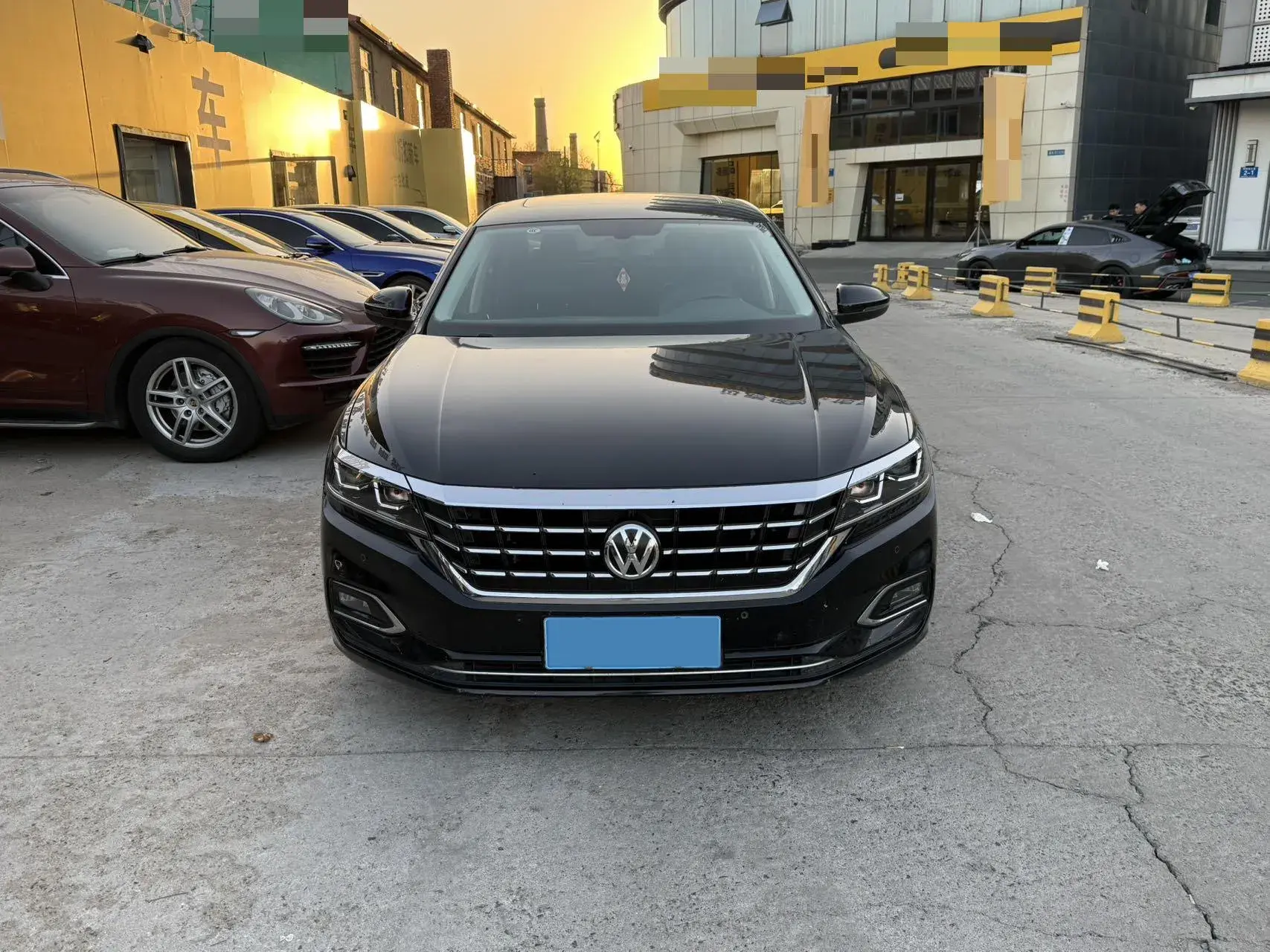 2019 VOLKSWAGEN PASSAT thumbnail 2