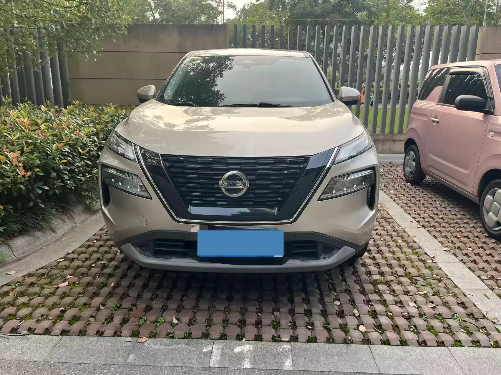 2021 NISSAN X-TRAIL thumbnail 3