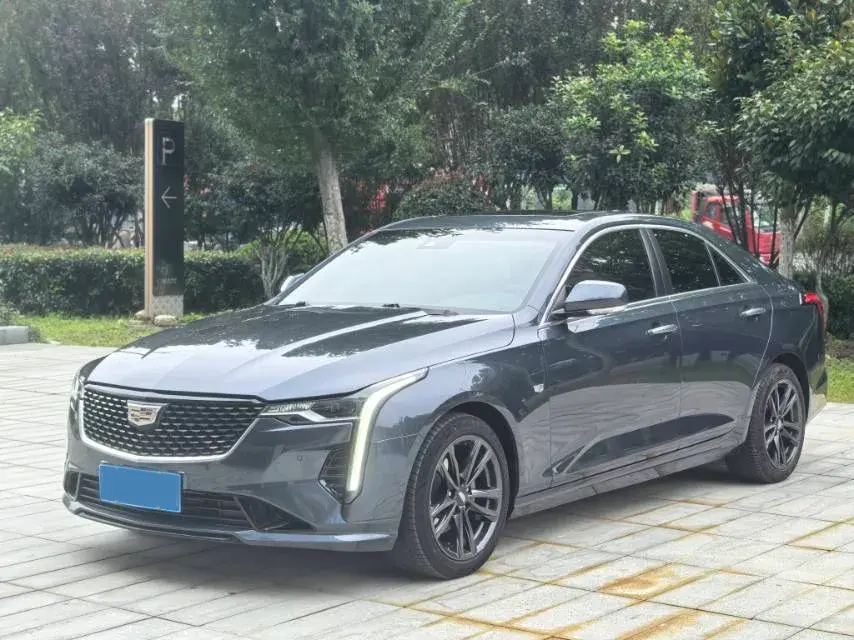 2021 CADILLAC CT4 view 1