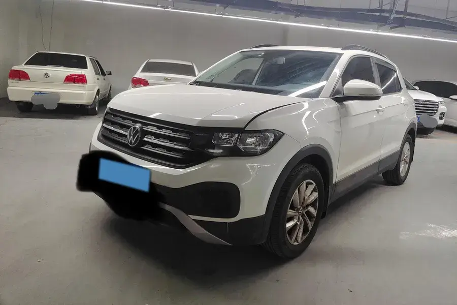 2021 VOLKSWAGEN TACQUA view 1