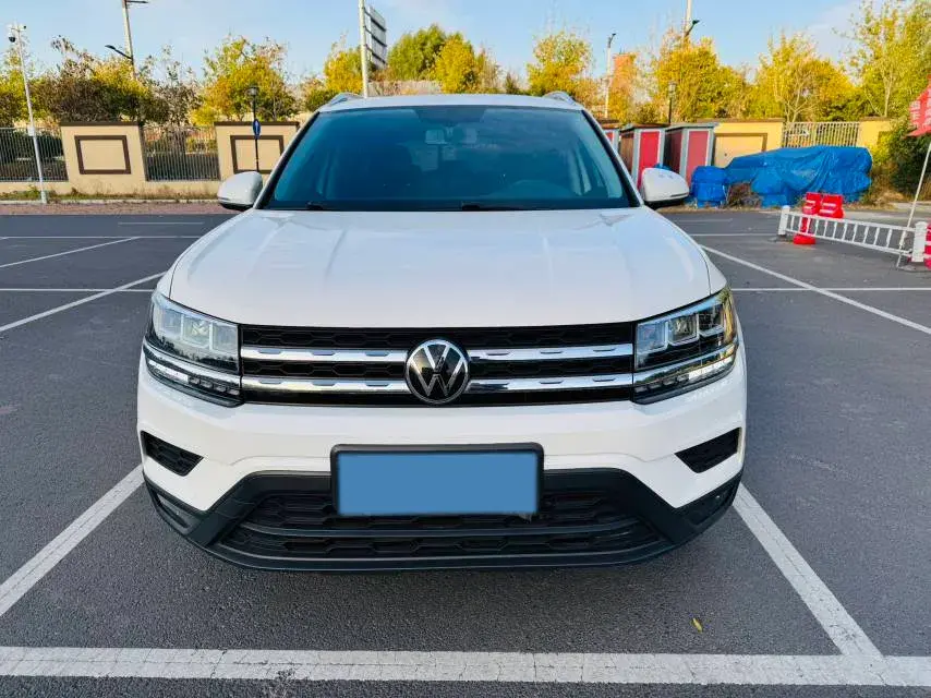 2021 VOLKSWAGEN THARU thumbnail 2