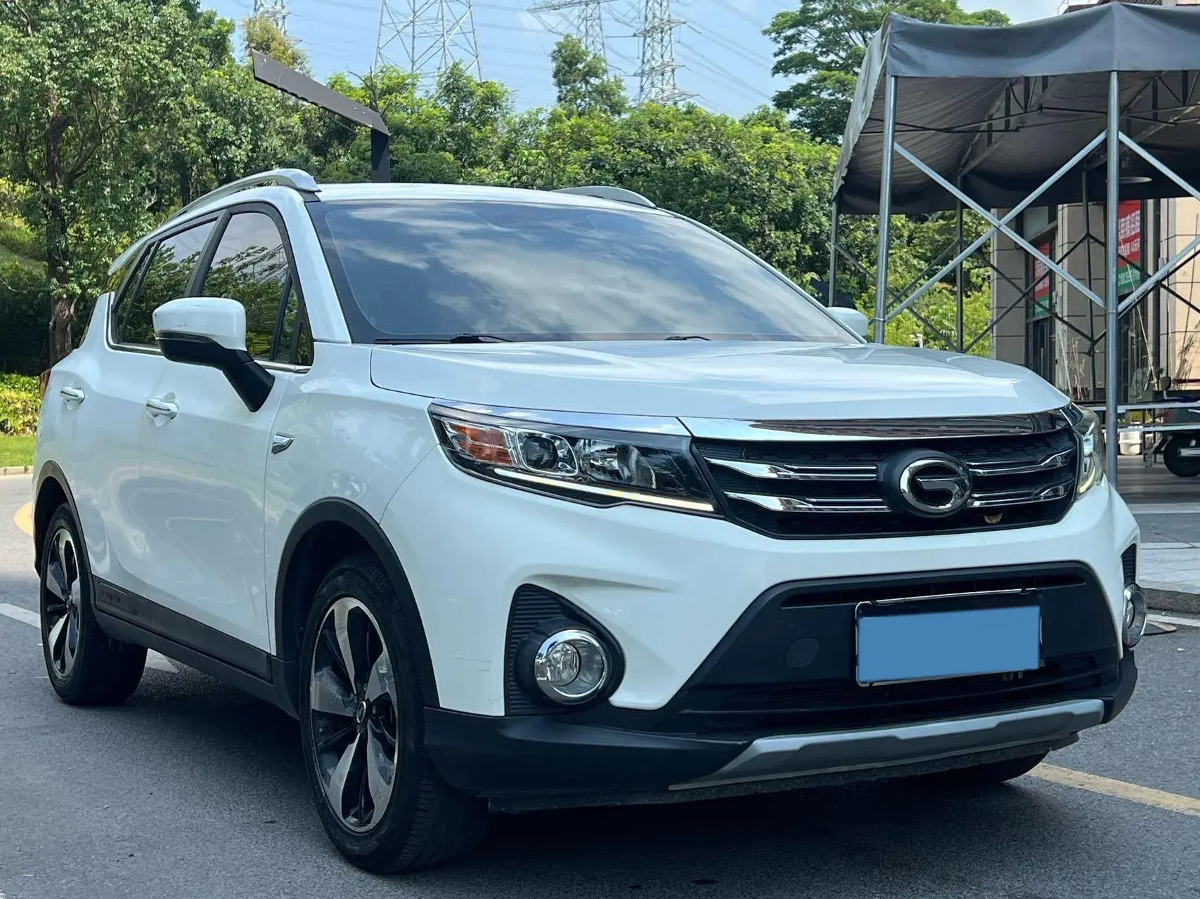 2019 GAC TRUMPCHI thumbnail 3