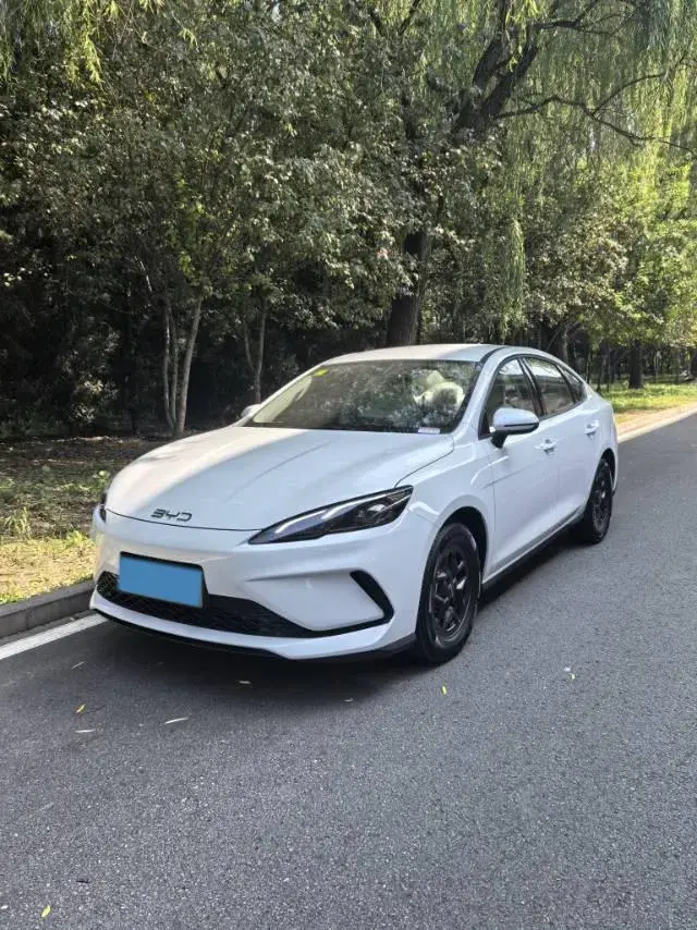 2025 BYD Seal05 DM-i 1.5L 101HP L4 E-CVT PHEV 7.68KWH