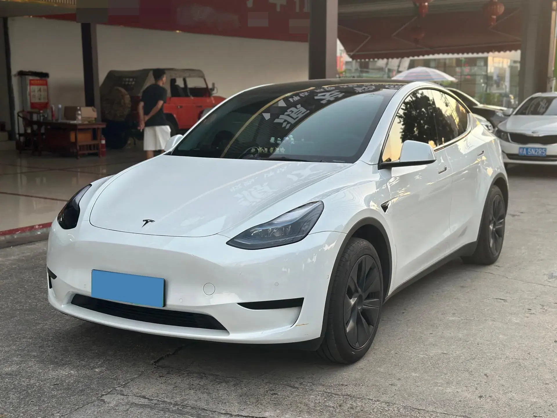 2023 TESLA MODEL view 1