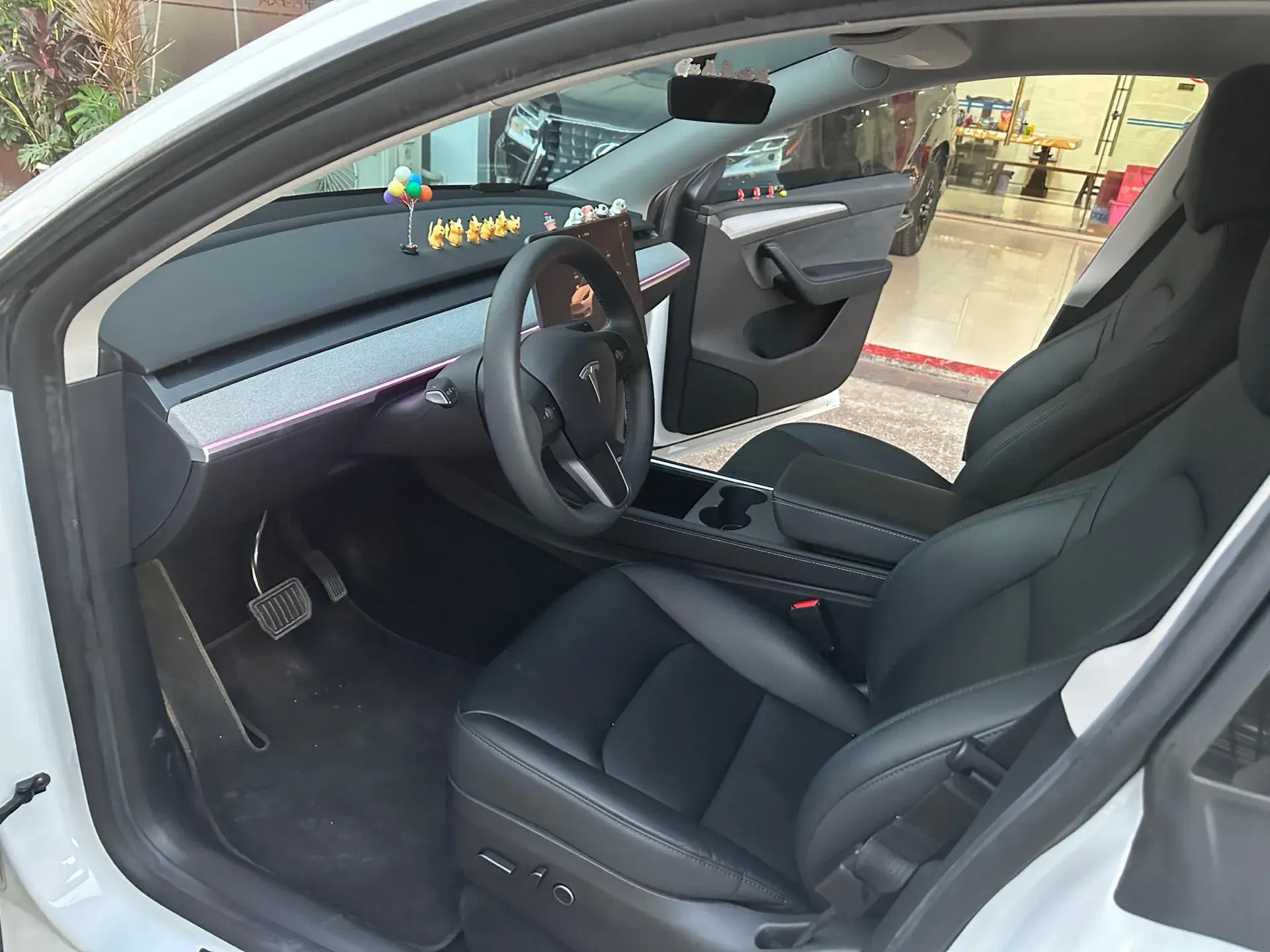 2023 TESLA MODEL thumbnail 4