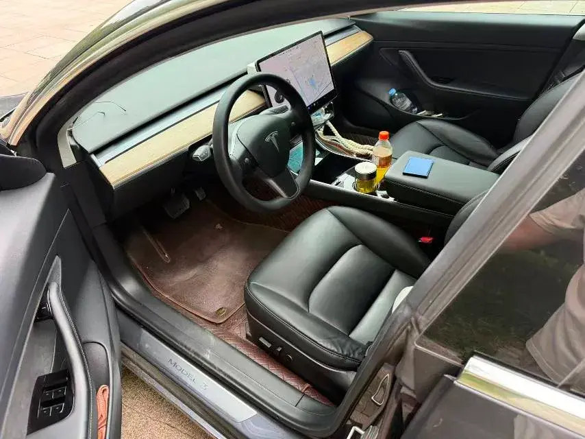 2020 TESLA MODEL thumbnail 4