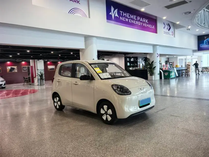 2025 WULING HONGGUANG thumbnail 3