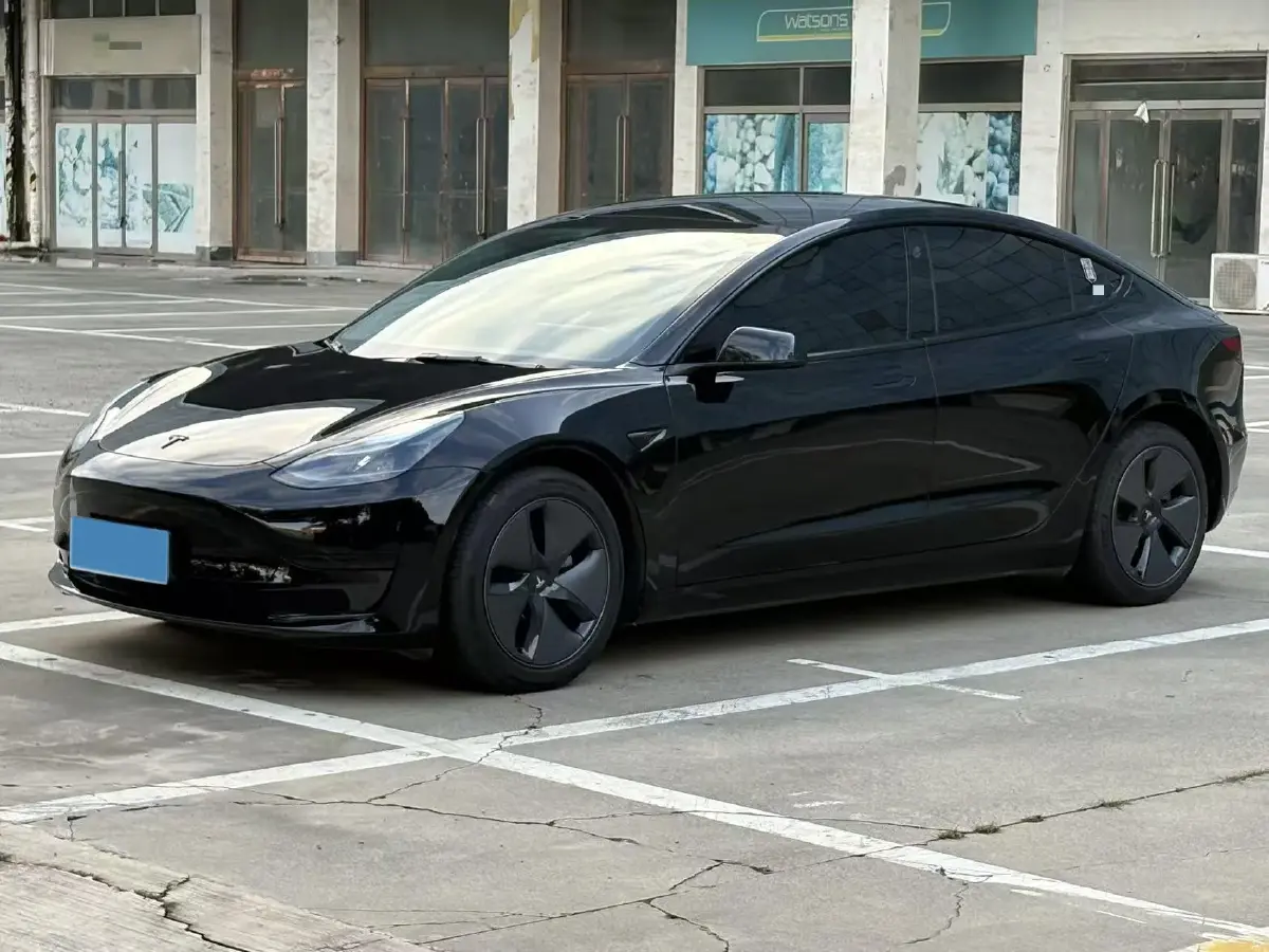 2022 Tesla Model 3 BEV 60KWH