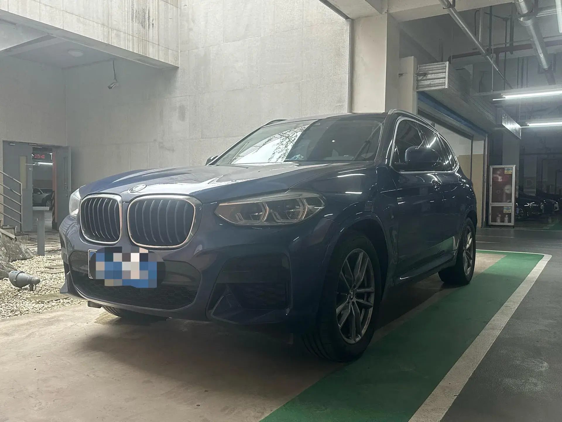 2020 BMW X3 view 1