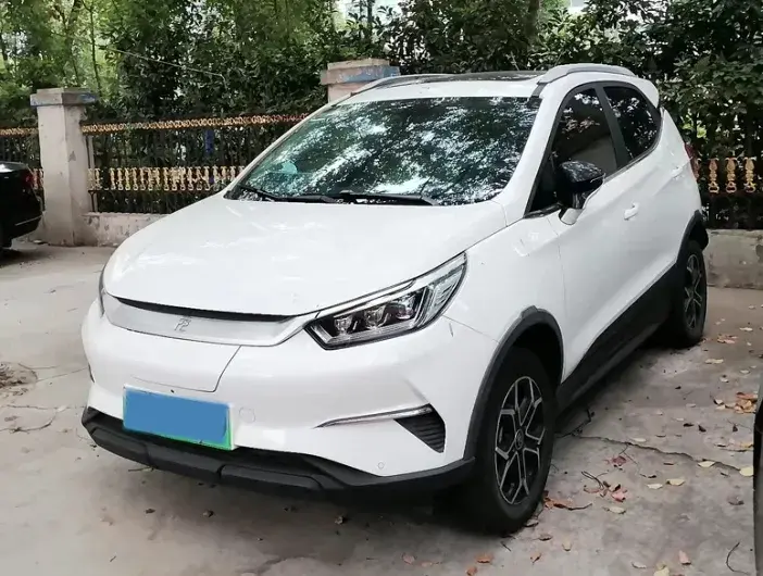 2021 BYD YUAN view 1