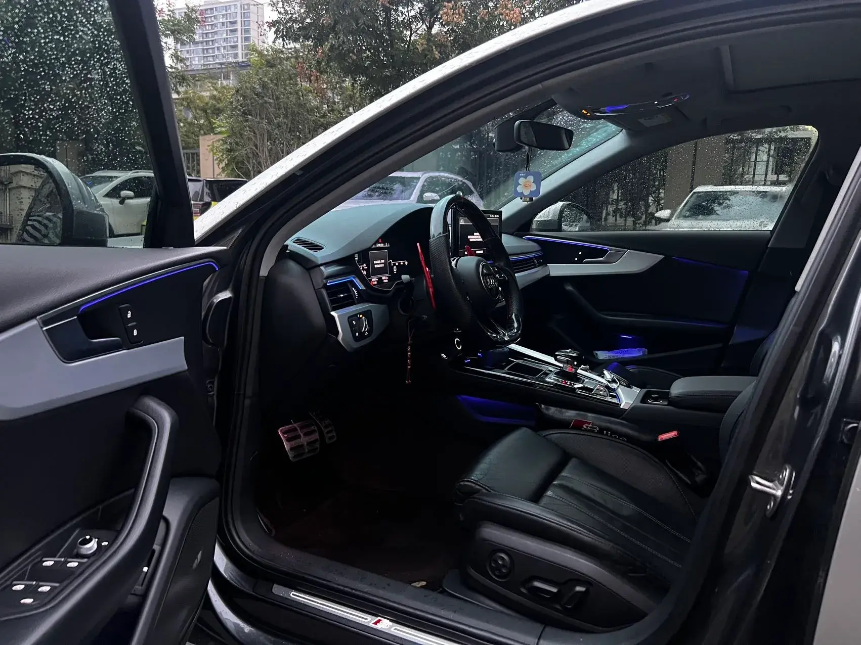 2020 AUDI A4L thumbnail 4