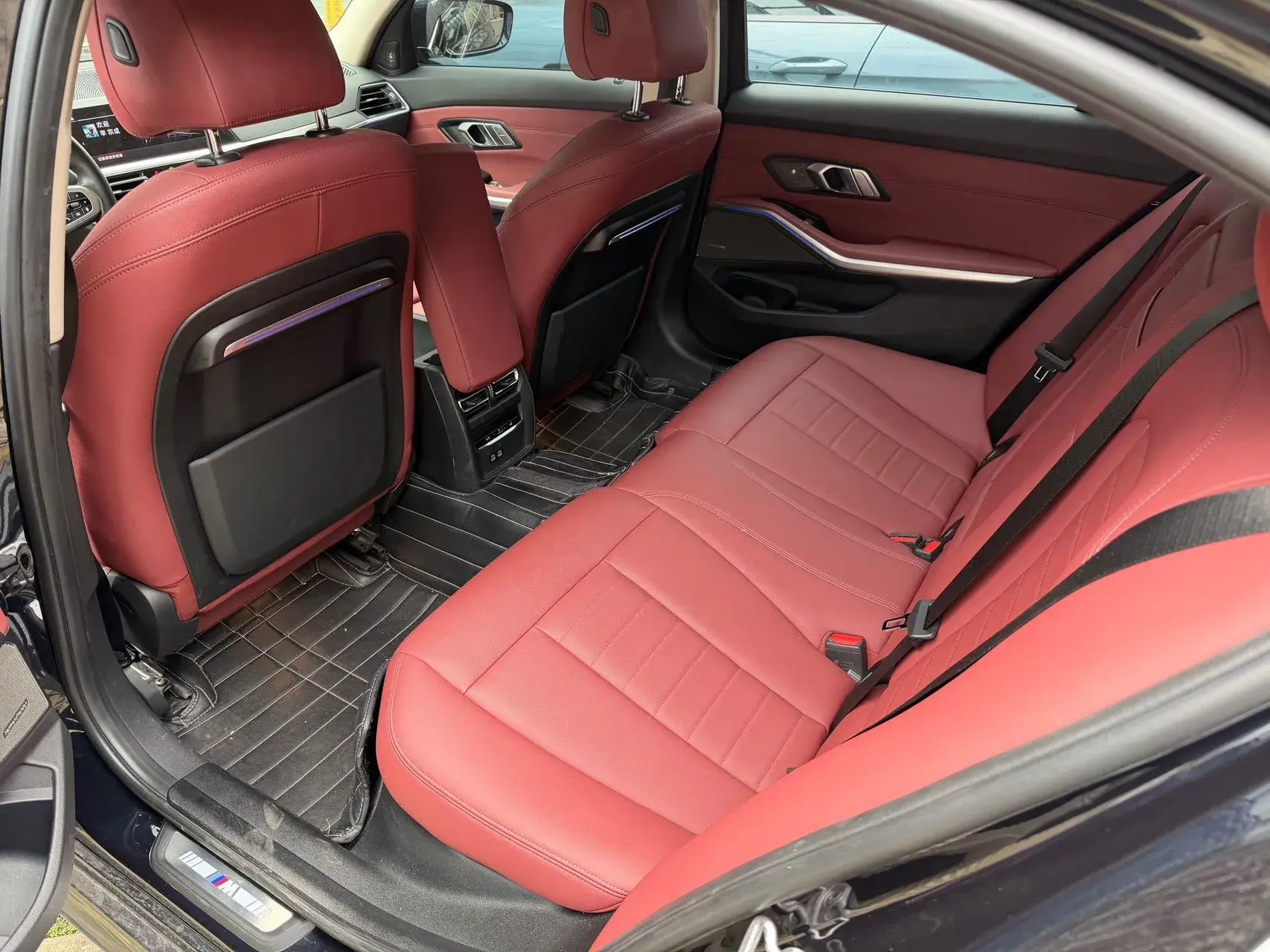 2021 BMW 3 thumbnail 4