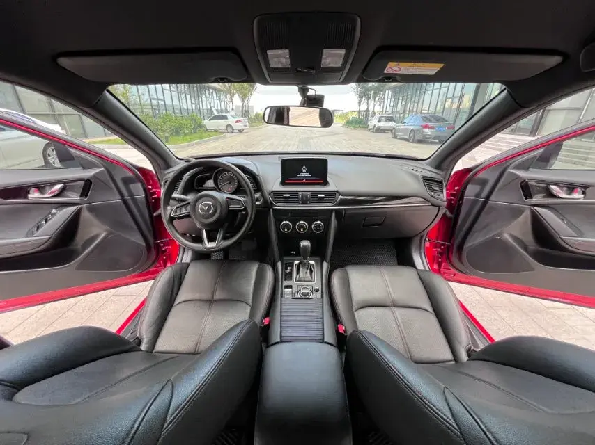 2020 MAZDA CX-4 thumbnail 4