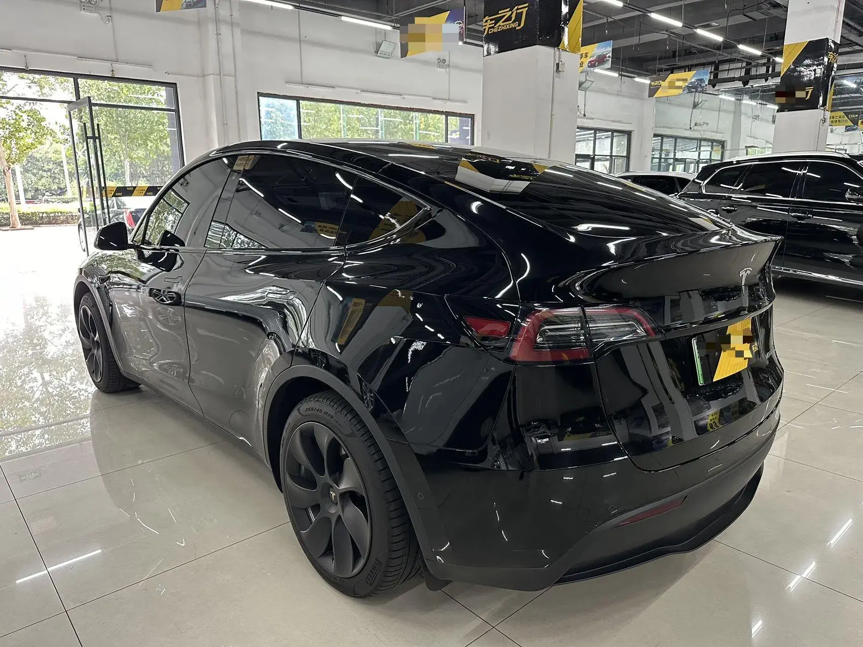 2022 TESLA MODEL thumbnail 3