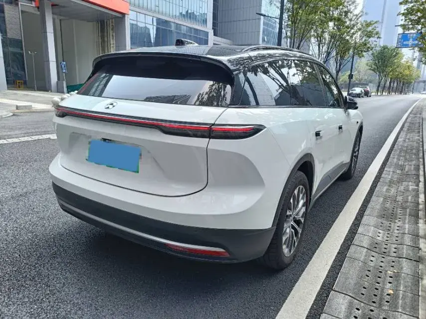 2023 NIO ES6 thumbnail 4