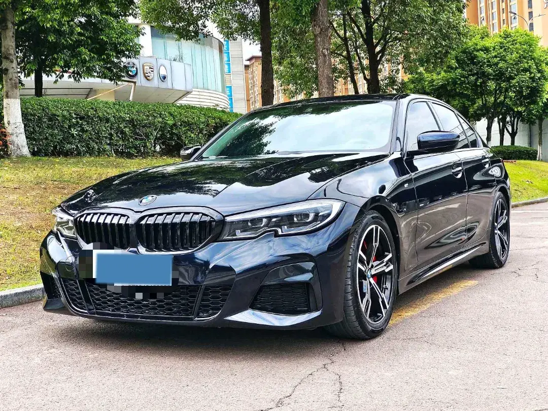 2021 BMW 3 view 1