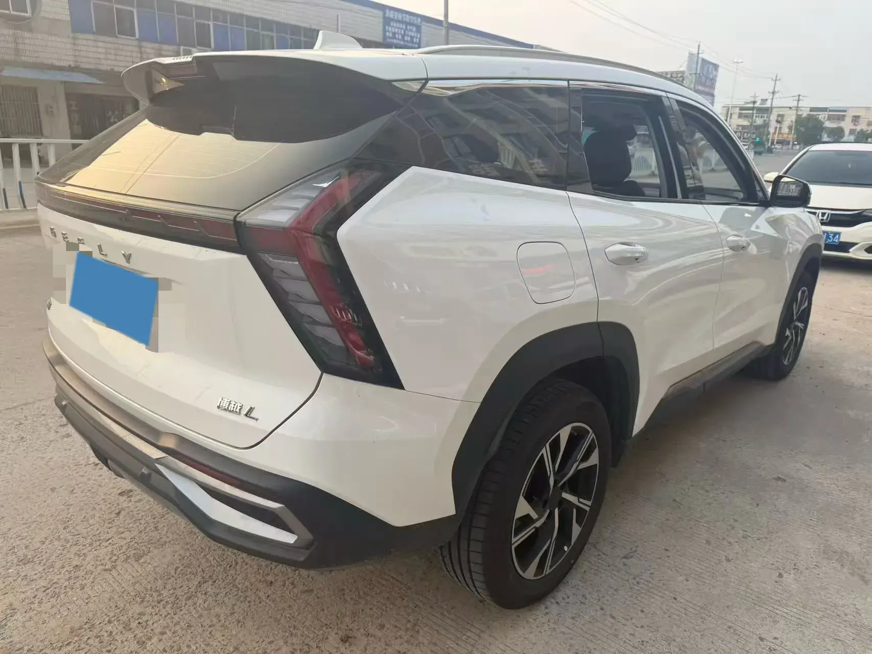 2024 GEELY STARRAY thumbnail 4