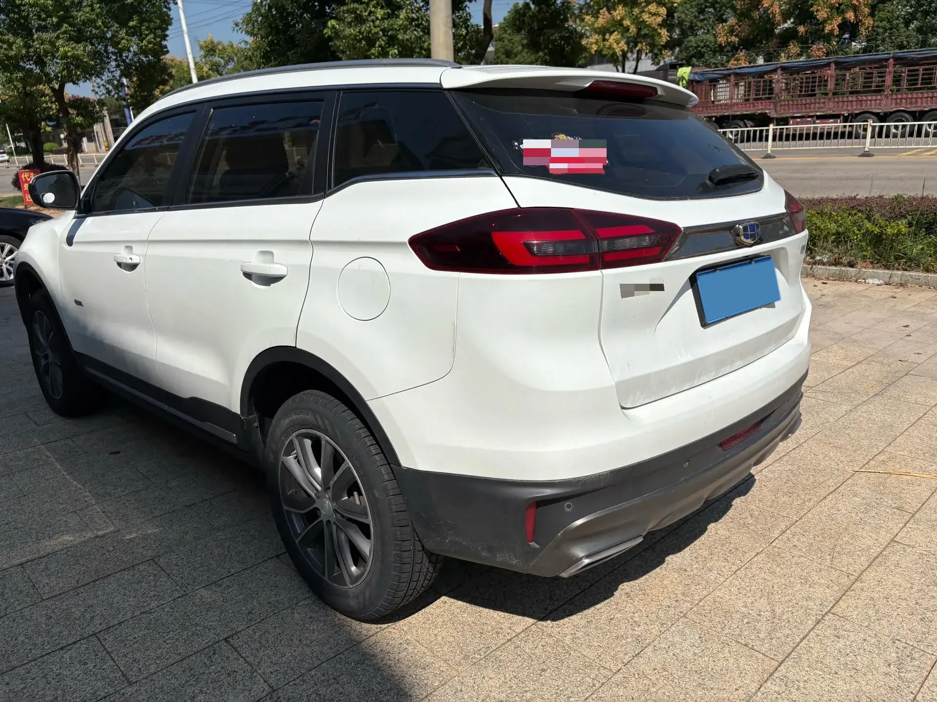 2020 GEELY AZKARRA thumbnail 4