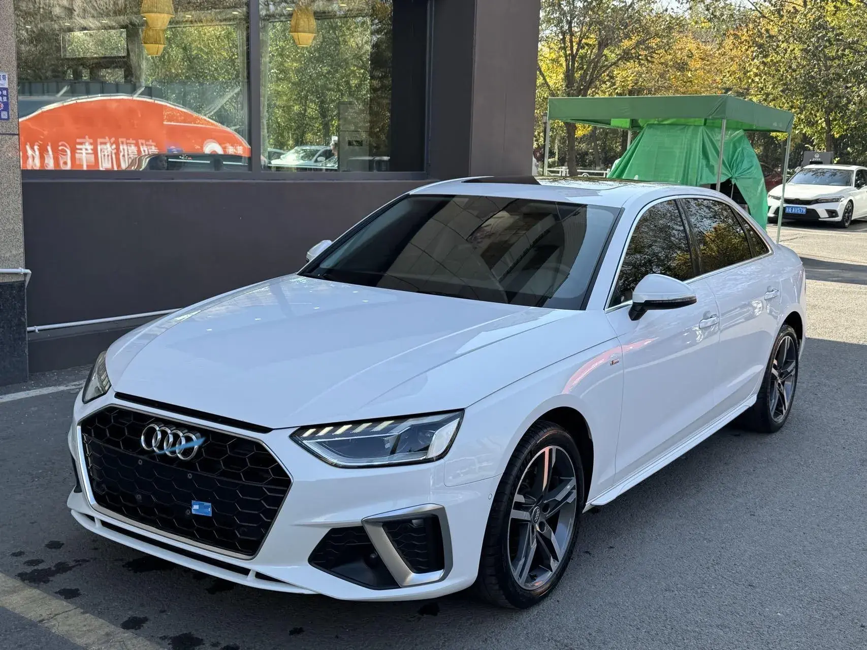 2020 AUDI A4L view 1