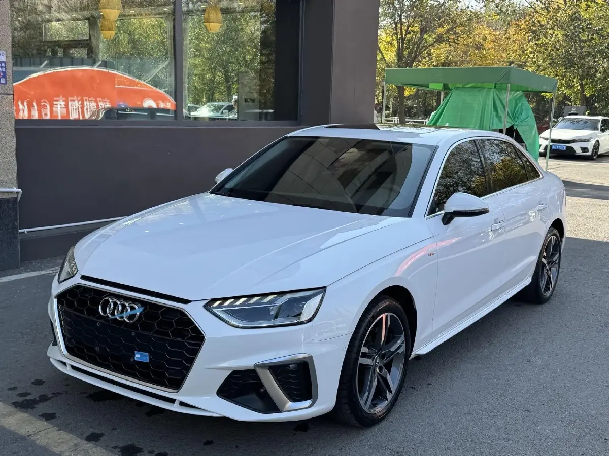 2020 Audi A4L 2.0T 190HP L4 7DCT