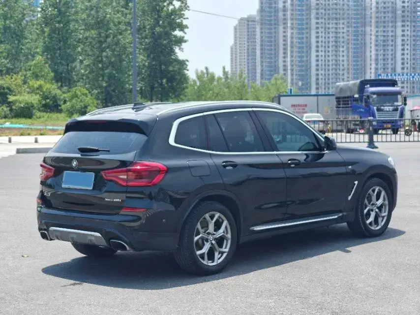 2020 BMW X3 thumbnail 4