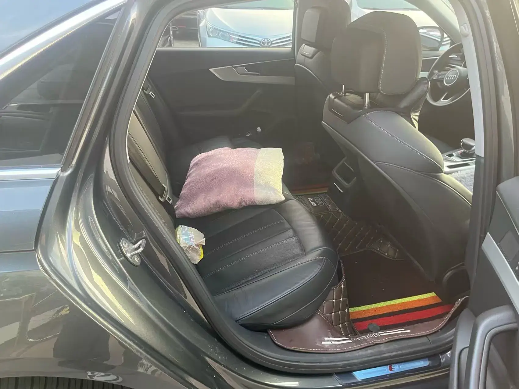 2020 AUDI A4L thumbnail 3