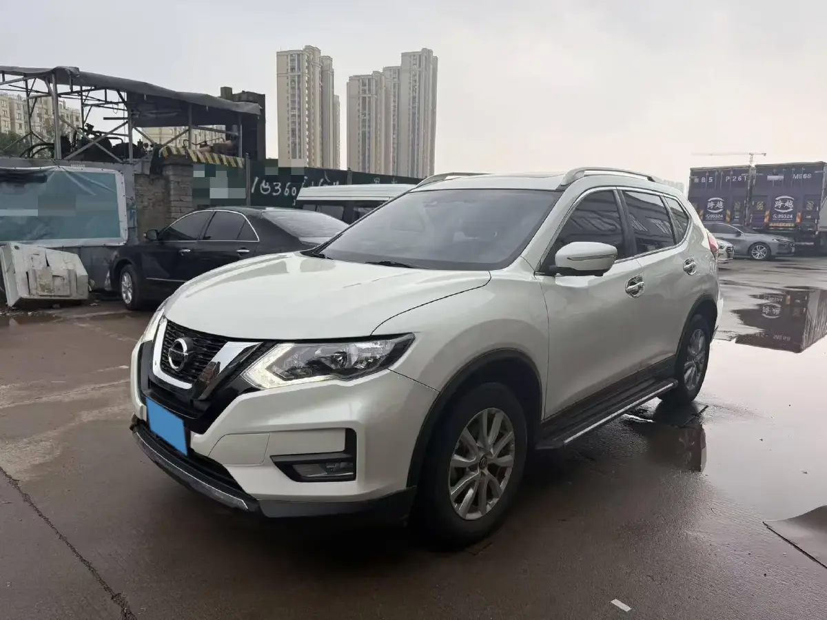 2021 Nissan X-Trail 2.0L 151HP L4 CVT