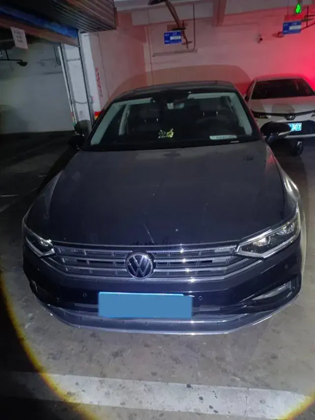 2021 VOLKSWAGEN MAGOTAN thumbnail 2