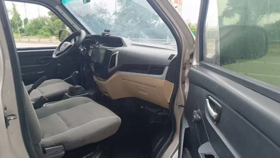 2020 WULING HONGGUANG thumbnail 4