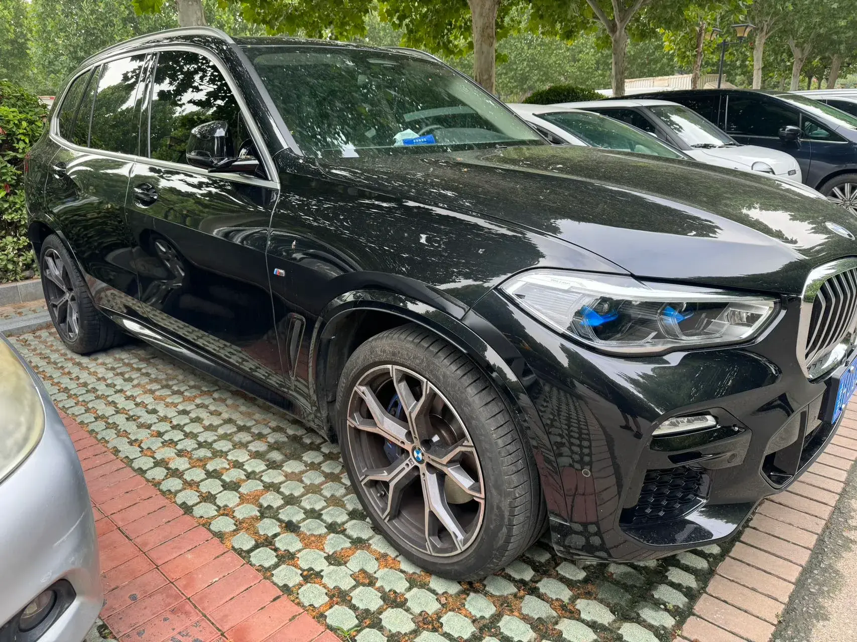 2021 BMW X5 thumbnail 4