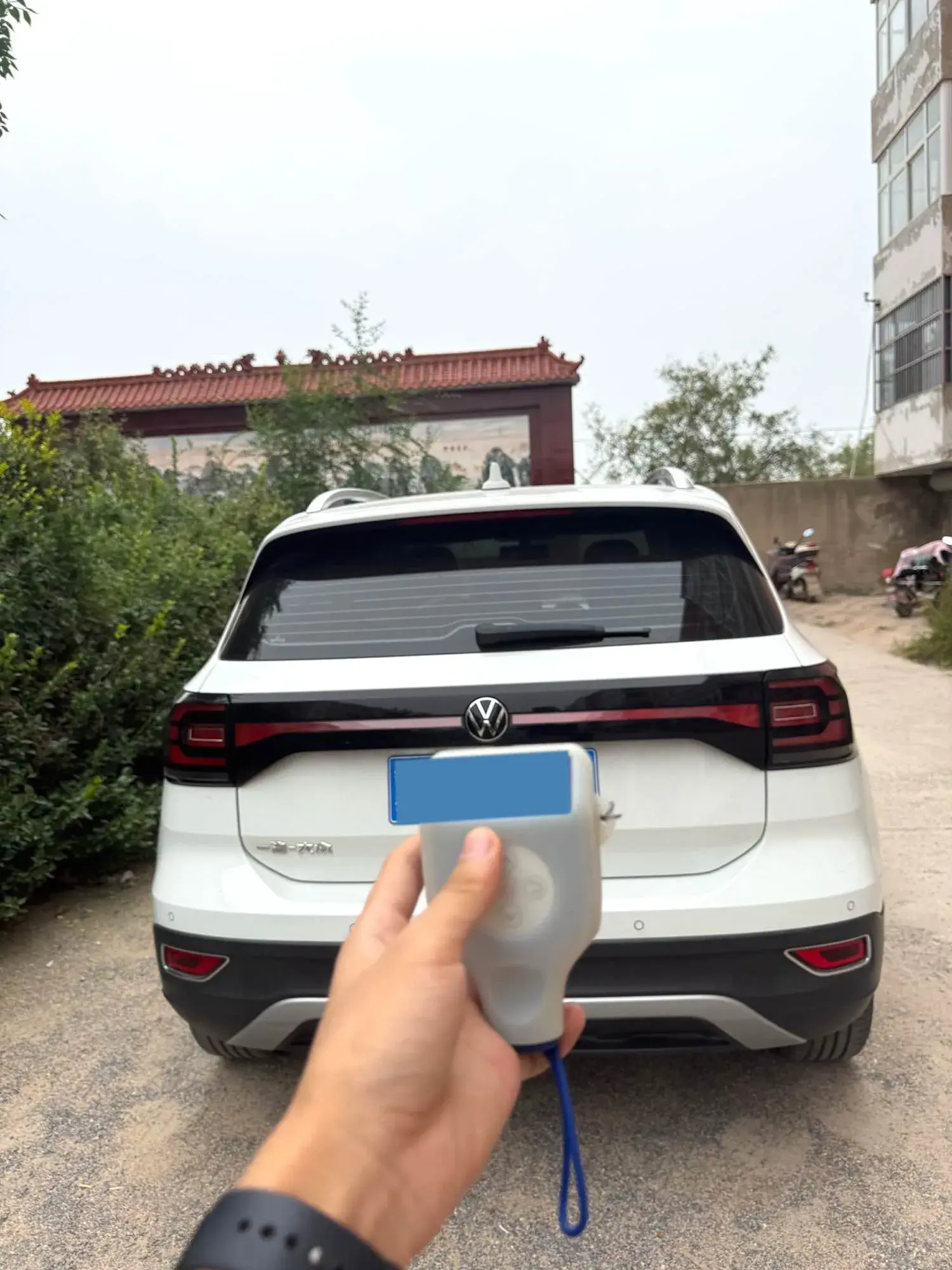 2021 VOLKSWAGEN TACQUA thumbnail 4