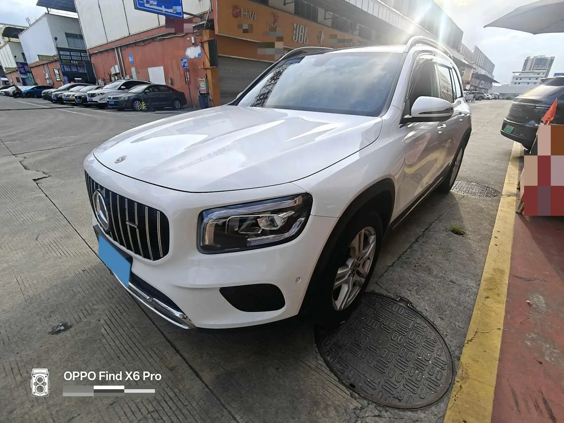 2022 MERCEDES-BENZ GLB view 1