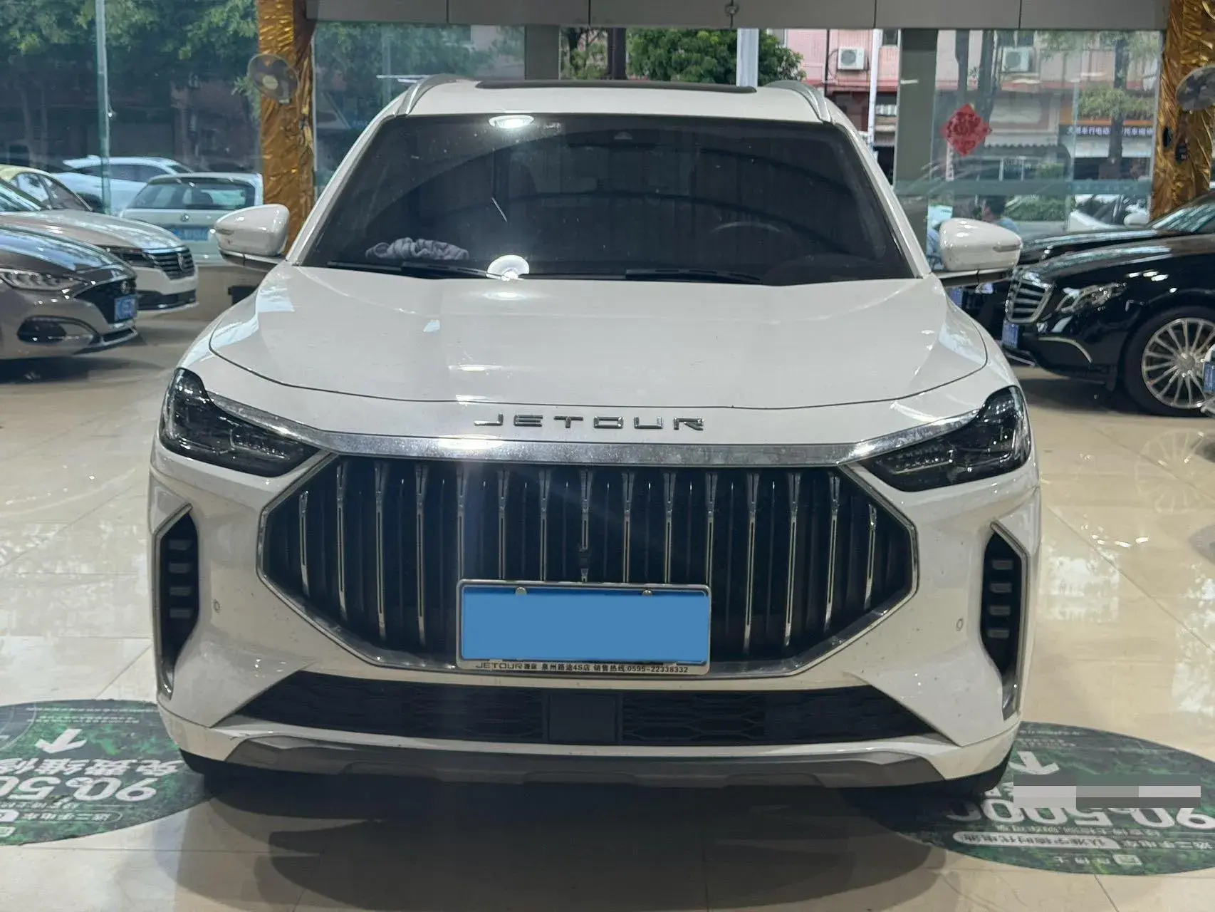 2023 JETOUR X70 thumbnail 2