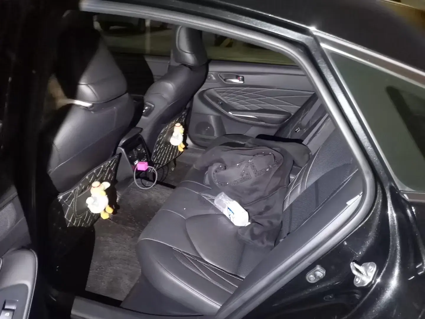 2023 TOYOTA AVALON thumbnail 4