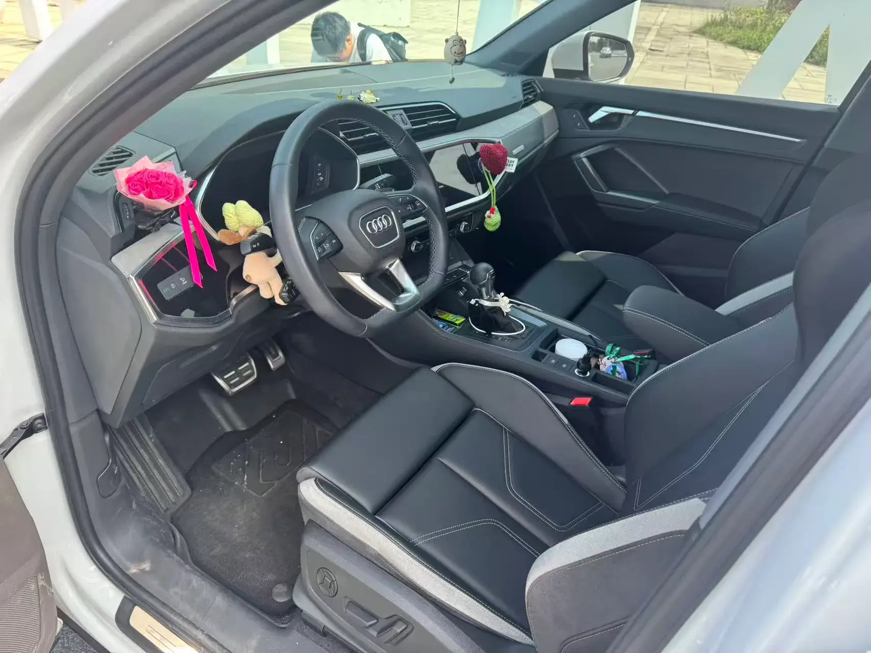 2024 AUDI Q2L thumbnail 2