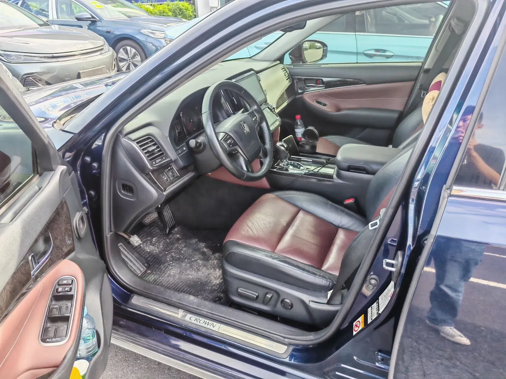 2018 TOYOTA CROWN thumbnail 2