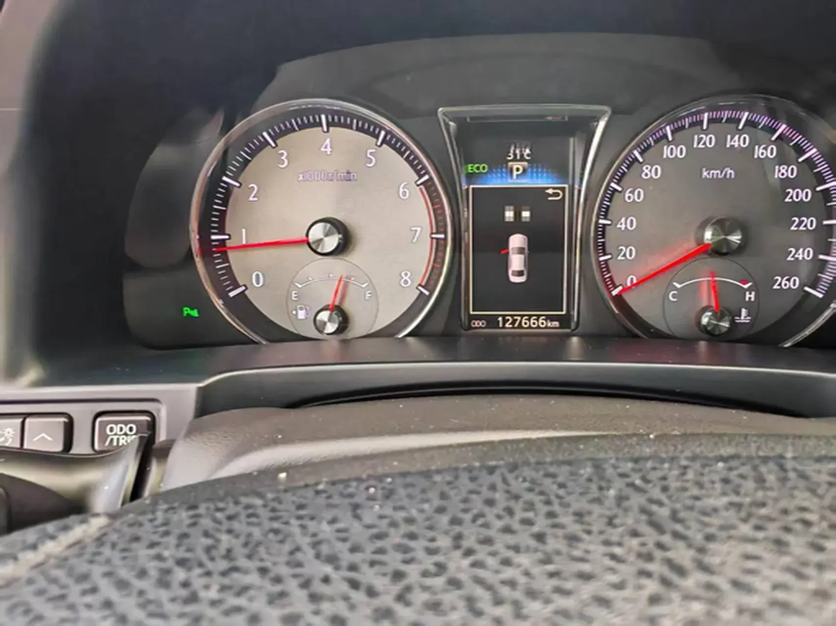 2018 TOYOTA CROWN thumbnail 3