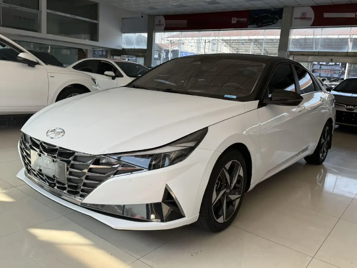 2021 Hyundai Elantra 1.5L 115HP L4 CVT