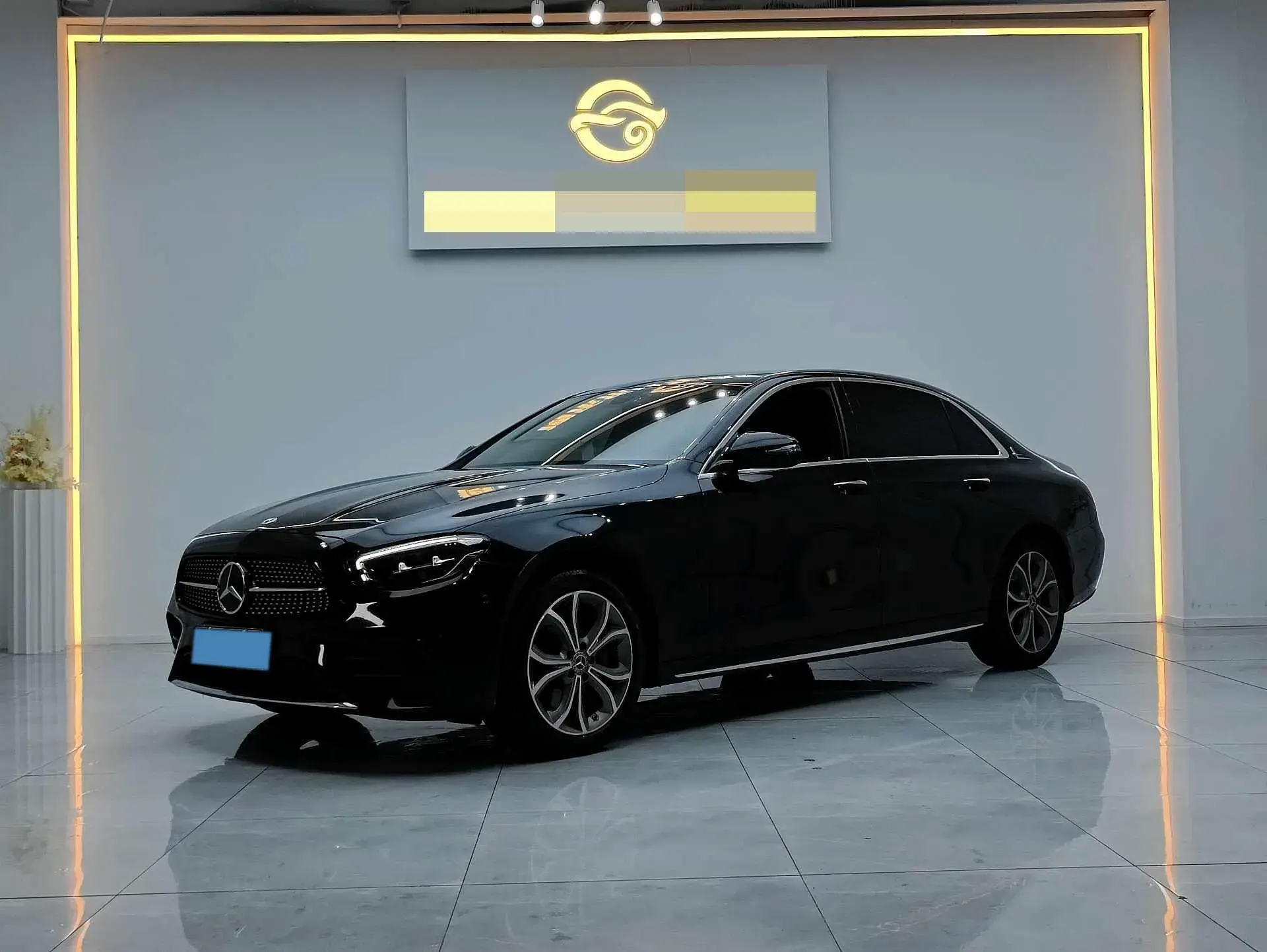 2021 MERCEDES-BENZ E view 1