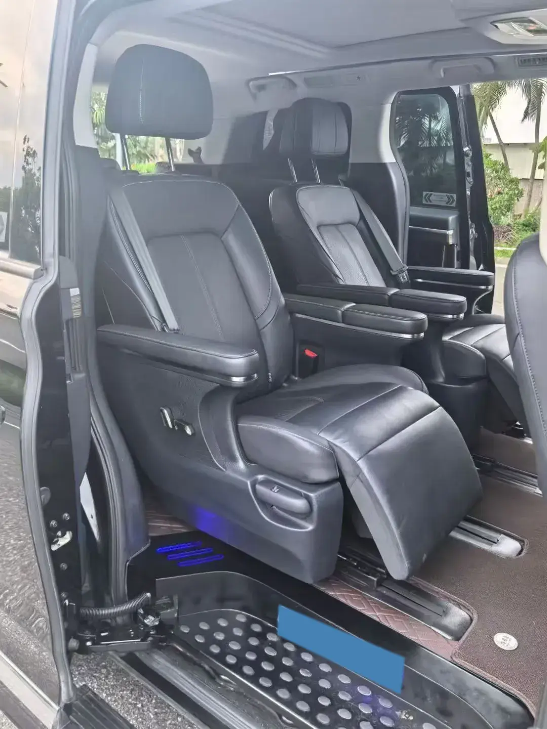 2021 GAC TRUMPCHI thumbnail 4