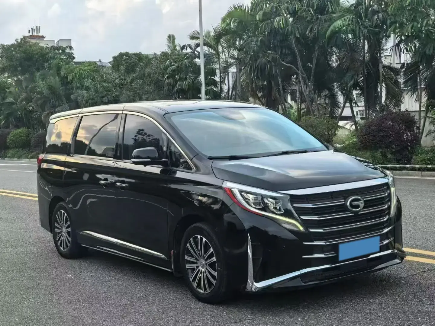 2021 GAC TRUMPCHI thumbnail 3
